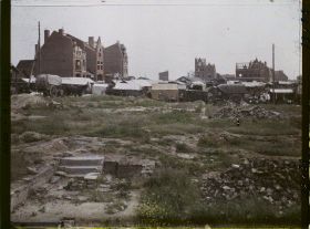 Image représentant France, Bailleul, La grande Place un jour de marché