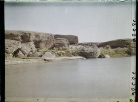 Image représentant Afghanistan, Ghirichk, Berges effondrées de l'Hilmend