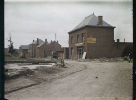 Image représentant France, Vimy, Reconstructions rue Faidherbe