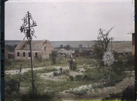 Image représentant Curlu, Nouvelle maison et Cimetière