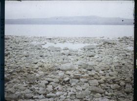 Image représentant Suisse, Grandson, Lac de Neuchâtel - Nouvel aspect des berges du lac au fond rive gauche