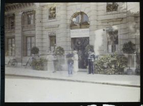 Image représentant Cinquième assemblée annuelle de la Société des Nations (SDN) à Genève. L'Hôtel Victoria