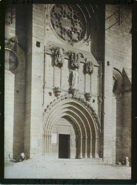 Image représentant France, Figeac, Portail de l'Eglise de Notre Dame du Puy