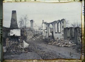 Image représentant Turquie, Ouchak, Un Coin du Quartier Sud incendié