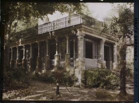 Image représentant France, St Martory, Cloître de Bonnefont La colonnade vue des jardins