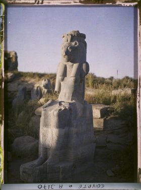 Image représentant Statue en granit représentant Sekhmet