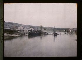 Image représentant France, St Mihiel, La Meuse vers le nouveau Pont