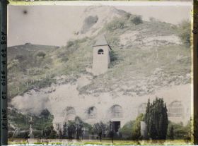 Image représentant Ile de France, Hte Isle, La vieille Eglise creusée dans le rocher