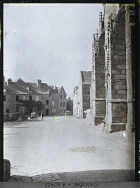 Image représentant La place de l'Eglise