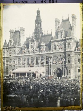 Image représentant Réception en l'honneur de Costes et Bellonte après leur triomphal raid aérien Paris-New-York