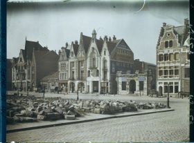 Image représentant France, Bethune, Grande Place, vue vers le Sud Est