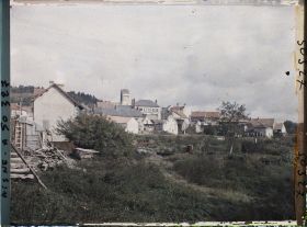 Image représentant France, Bourg et Comin, Vue Gle du Village