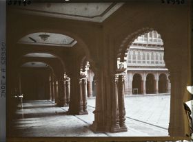 Image représentant La cour intérieure du palais des Invités (Laxmi Niwas) Lallgarh Palace