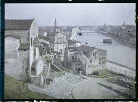 Image représentant Panorama pris du haut du théâtre romain