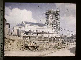 Image représentant France, Thiaucourt, L'Eglise en reconstruction