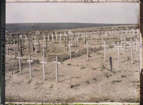 Image représentant France, Combles, Le Cimetière Militaire