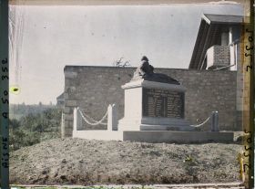 Image représentant France, Pernant, Le Monumt aux Morts