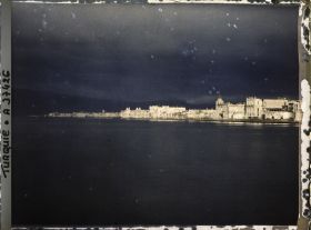Image représentant Orage sur les quais d'Izmir