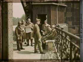 Image représentant Poste de garde belge sur le pont de Düsseldorf