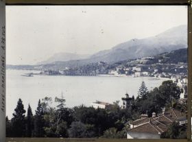 Image représentant Panorama de la ville vue prise du pont Saint-Louis à la frontière italienne