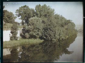 Image représentant France, Verdun, Les bords de la Meuse près de la porte Chaussée