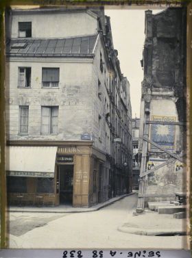 Image représentant L'angle des rues Boutebrie et de la Parcheminerie