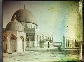 Image représentant Vue rapprochée du Dôme du Rocher (Qubbat al Sakhra) depuis l'ouest