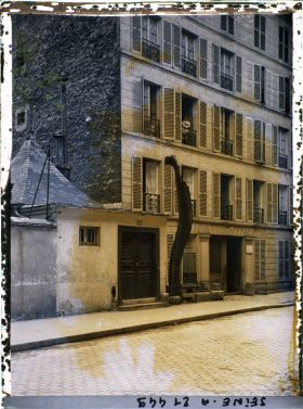 Image représentant "L'Arbre de la liberté" au n° 10 rue Coëtlogon