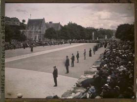 Image représentant France, Lourdes, Avant la Procession