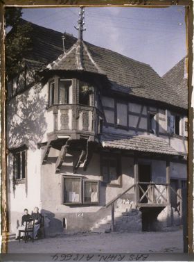 Image représentant France, Scherwiller, La tourelle-lanterne de la Maison précédente