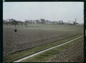 Image représentant France, Les Clayes, Vue d'ensemble du Village