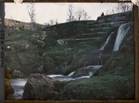Image représentant Cascade sur l'oued