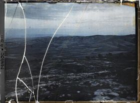 Image représentant Vue d'une plaine au lever du jour, à proximité de Beni Amar