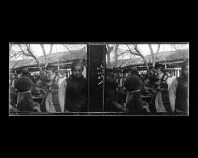 Image représentant Foire monastique (miaohui) au temple Huguosi ("monastère de la Protection du Pays")