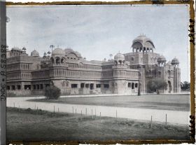 Image représentant Le palais de Lallgarh