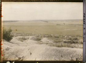 Image représentant France, Reims, Abords du fort et terre remise en Culture direction Reims