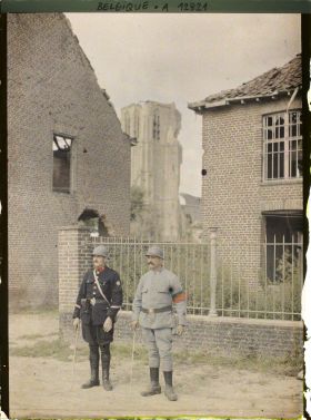 Image représentant Belgique, Woesten, Gendarme Belge et aide Gendarme Français