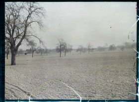Image représentant France, Les Clayes, Champs labouré