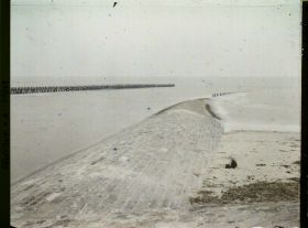 Image représentant Belgique, Zeebrugge, Sortie du Canal Léopold