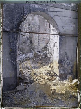 Image représentant France, Reims, Intérieur Rue Eug. Desteuque