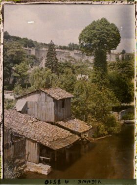 Image représentant Le Clain vu du pont de chemin de fer