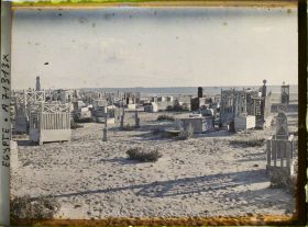 Image représentant Cimetière arabe près du lac Menzaleh