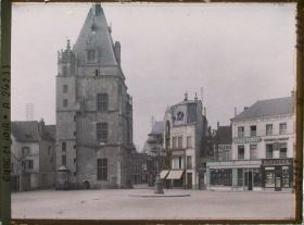 Image représentant Le Beffroi sur la place Métézeau