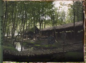 Image représentant Forêt de Compiègne [les écuries d'un camp militaire]