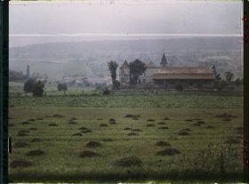 Image représentant France, Villers-sous-Premy, Effet de brume sur le Village