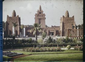 Image représentant L'Exposition Coloniale Internationale de 1931, le pavillon de l'AOF (Afrique occidentale française)