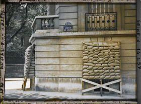 Image représentant Plaque "avenue de l'Alma", actuelle avenue Georges-V et soupirail fermé contre les bombardements