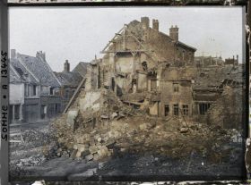 Image représentant France, Ham, Maisons détruites