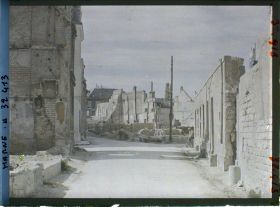 Image représentant France, Reims, Rue Montoison Direction rue de l'Isle