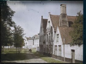 Image représentant Belgique, Bruges, Le Béguinage vu de l'entrée par la rue de la Vigne